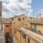 Piazza Navona Rooftop Retreat B Апартаменты Рим
