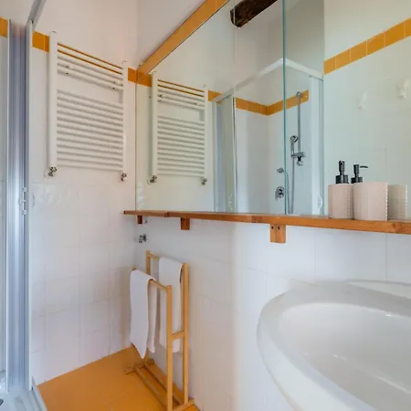 Piazza Navona Rooftop Retreat B * Рим